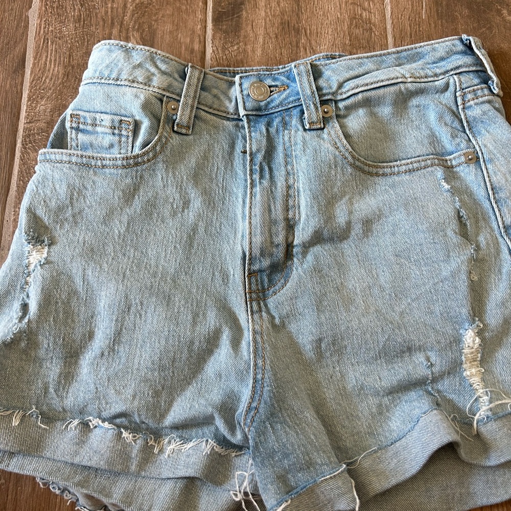 wild fable light wash shorts